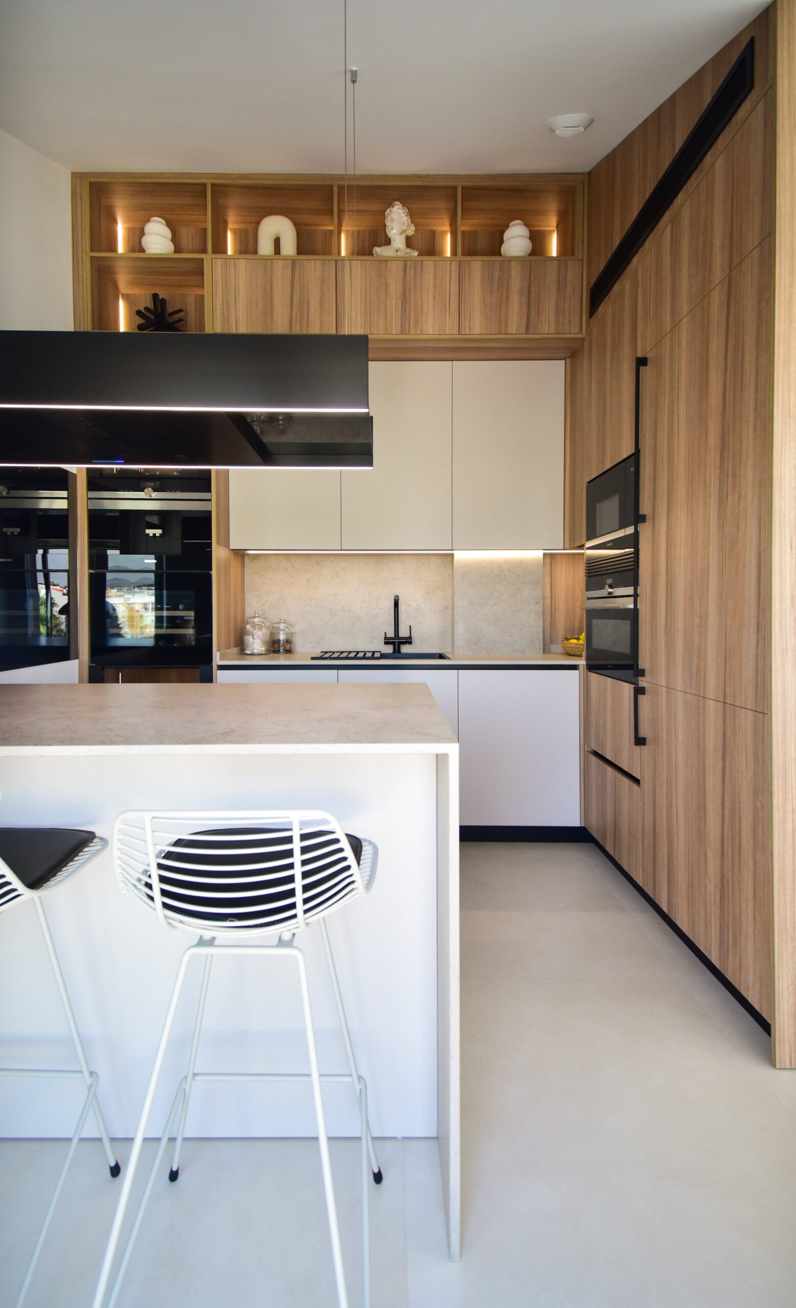 Cocina con península moderna