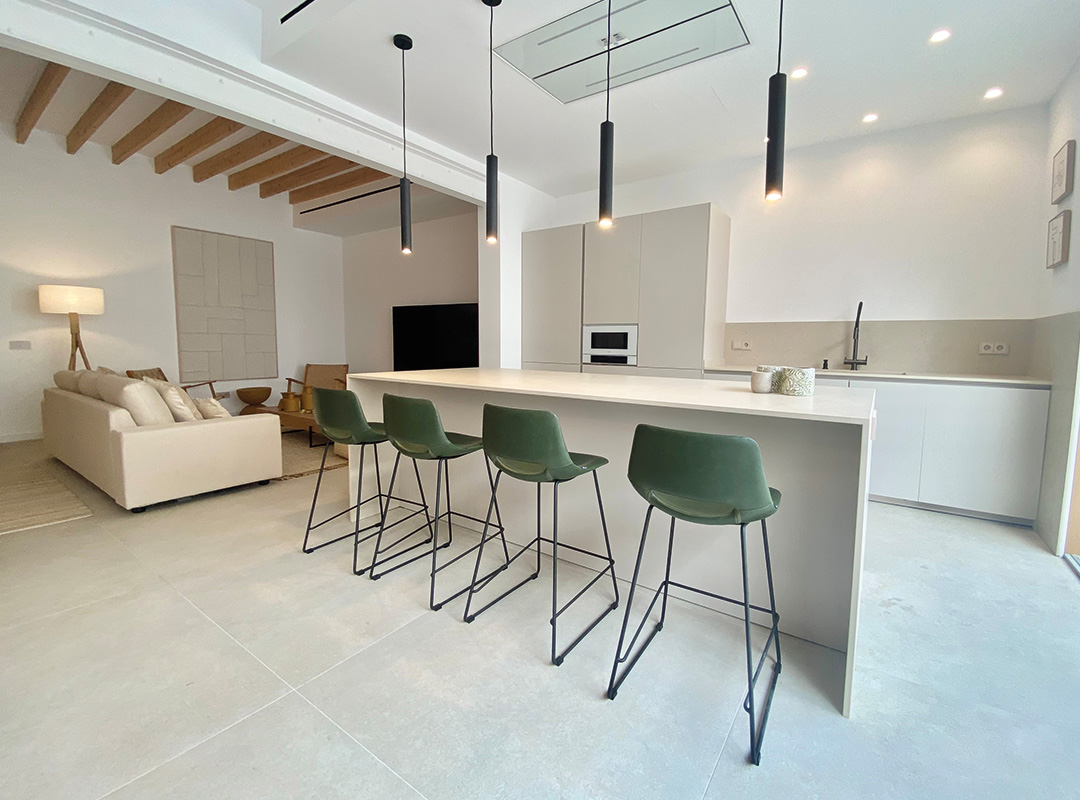 Cocina moderna con inducción invisible Trani Beige